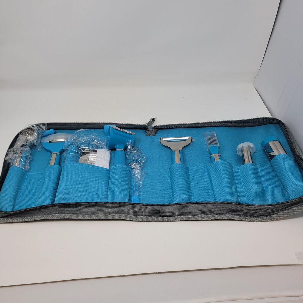 Wolfgang Puck Kitchen Cooking Garnishing Set New in Organizer Binder as shown